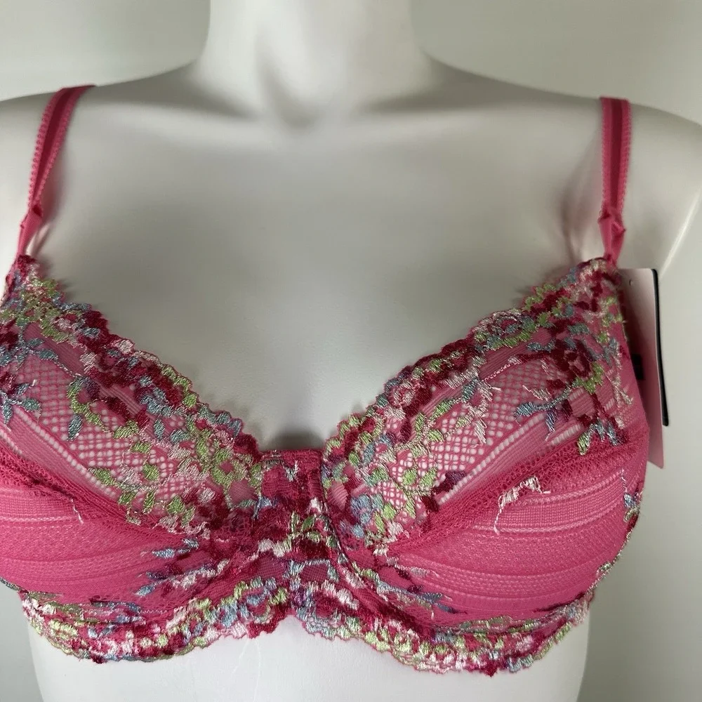 NWT Wacoal Embrace Lace Underwire Bra Hot Pink Multicolor Sexy 65191 Adjustable